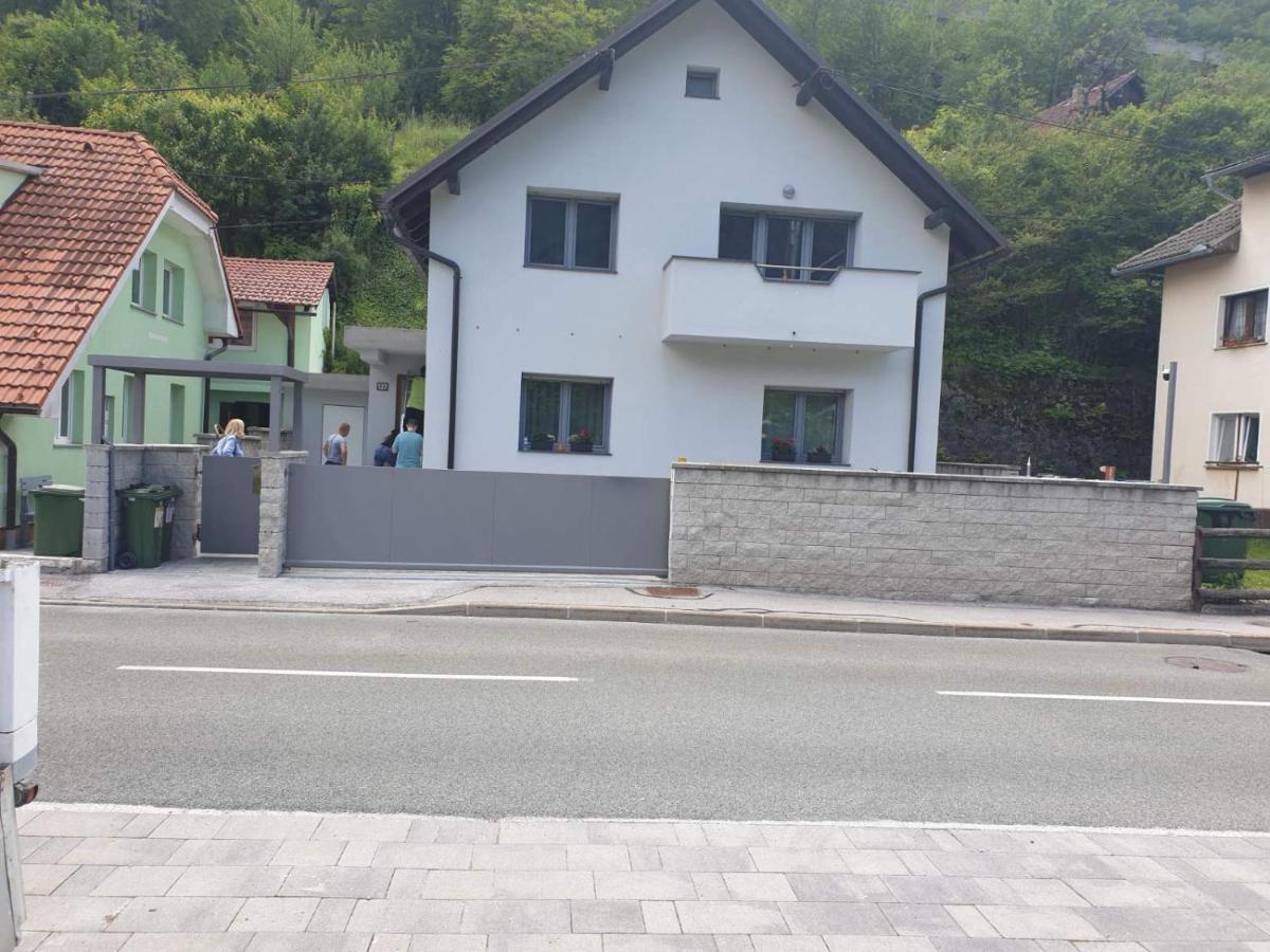 Apartma Sava-Stol ゴレンスカ地方 エクステリア 写真